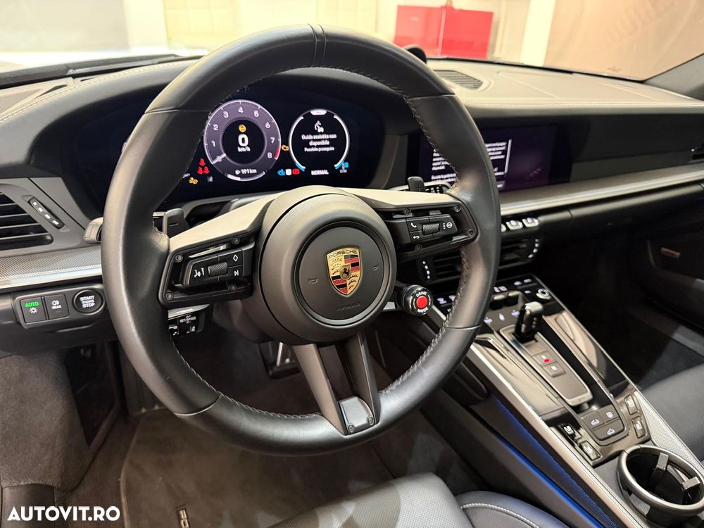 Porsche 911 Carrera PDK - 12