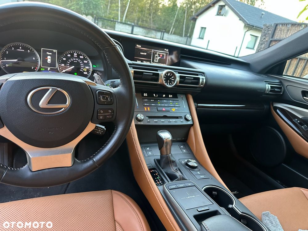 Lexus RC 200t / 300 Prestige - 9