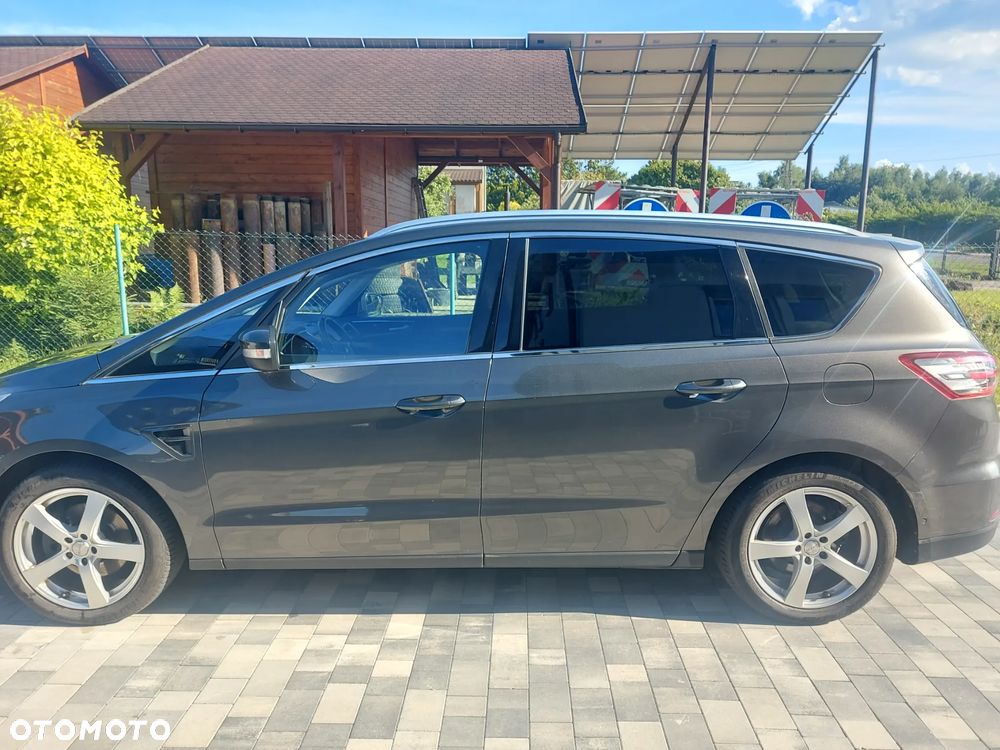 Ford S-Max - 1