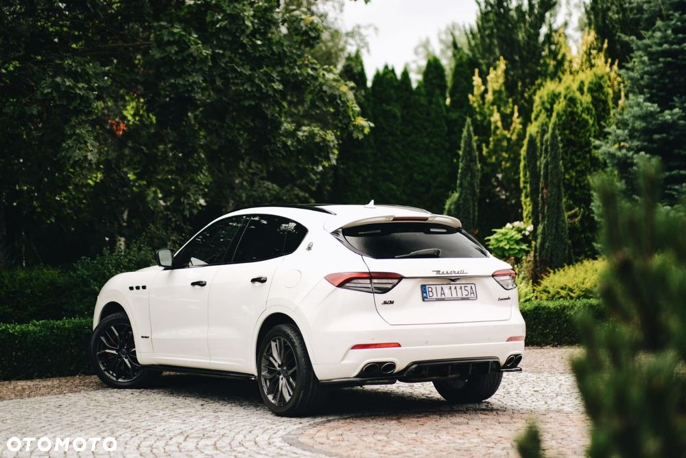 Maserati Levante S - 6