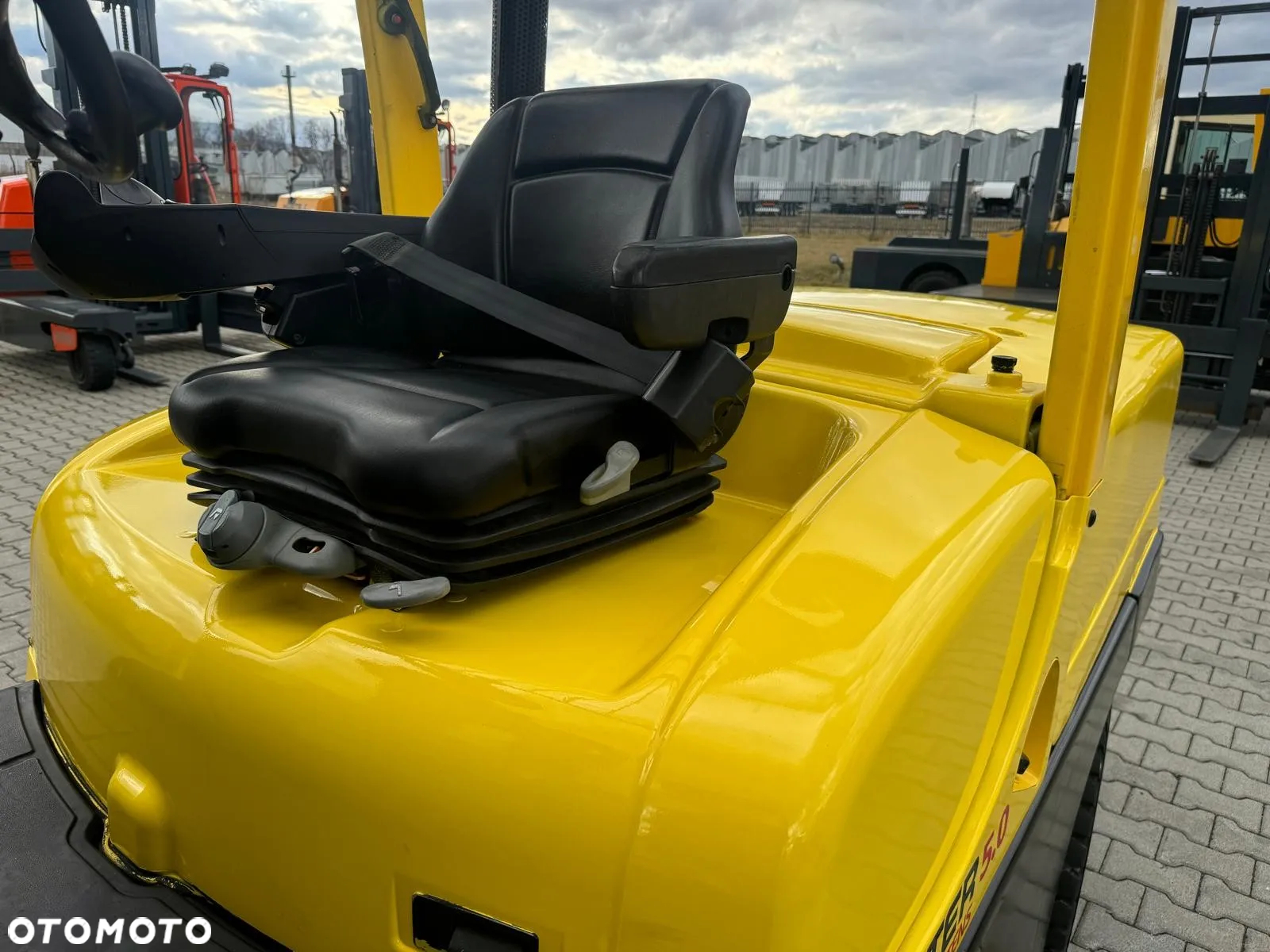Hyster 5.5 FT // Diesel // 5000 kg //Triplex //Wersja kontenerowa - 11