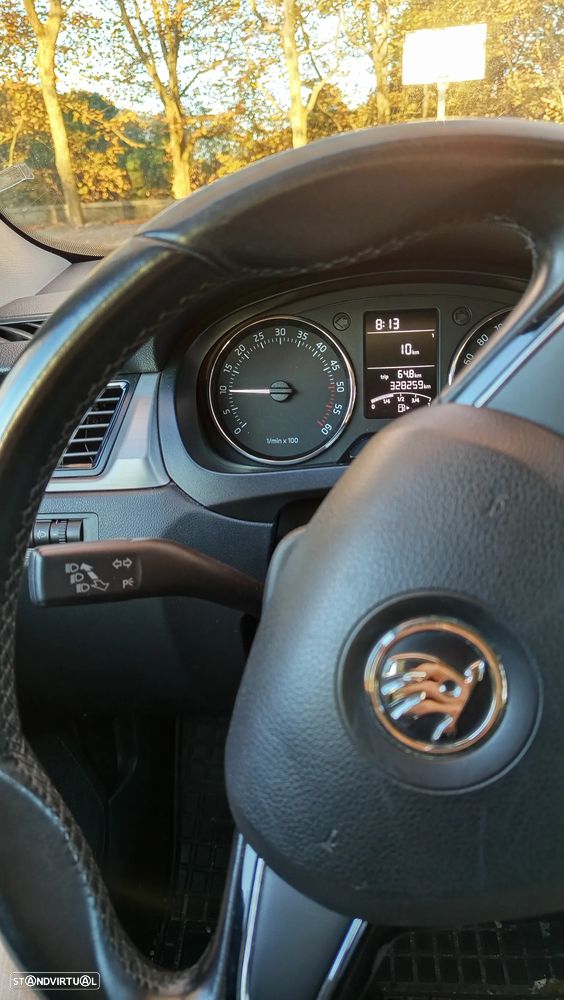 Skoda Rapid Spaceback - 4