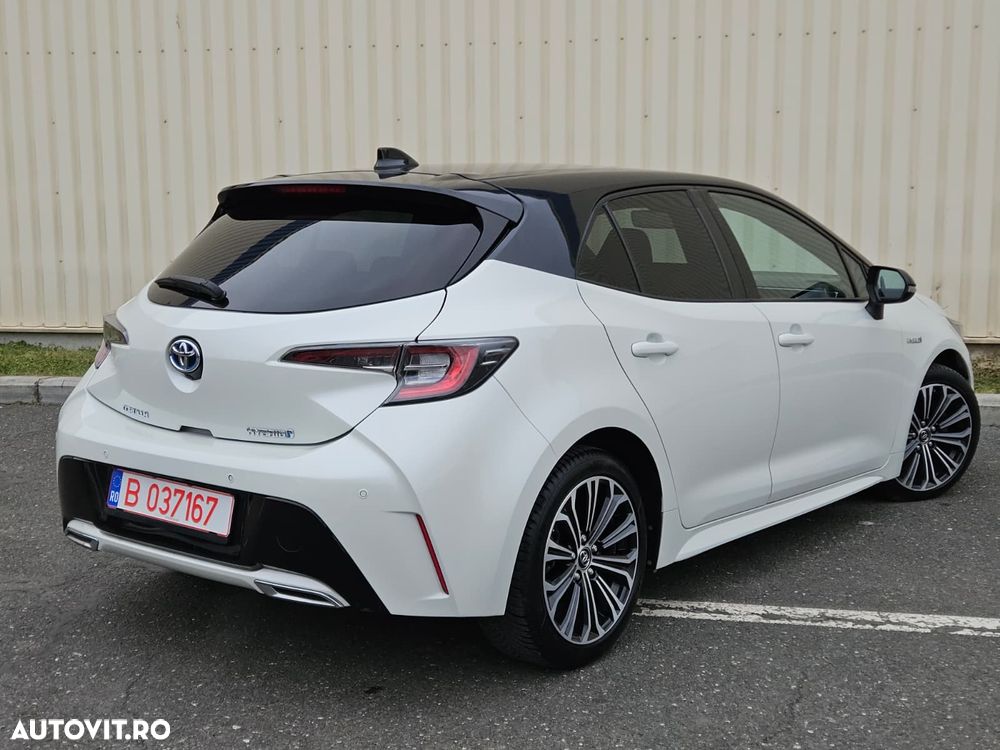 Toyota Corolla 2.0 HSD Exclusive Plus GR Sport Bi-Tone - 20