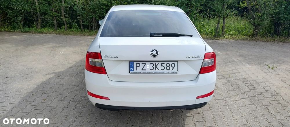 Skoda Octavia 1.6 TDI Active - 6