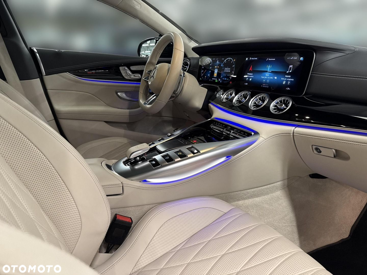 Mercedes-Benz AMG GT - 10
