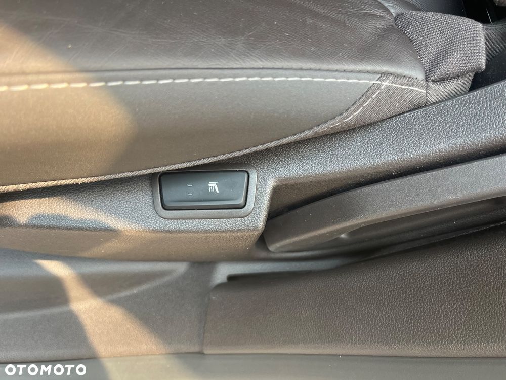 Renault Espace 1.6 dCi Energy Initiale Paris EDC 7os - 15