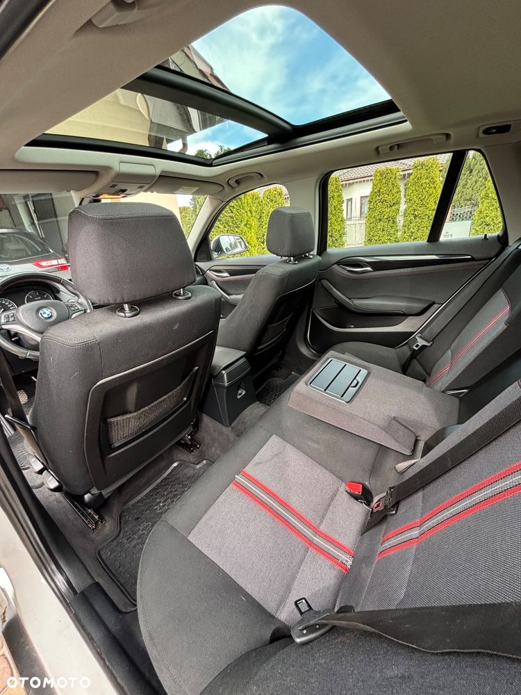BMW X1 sDrive18d - 9