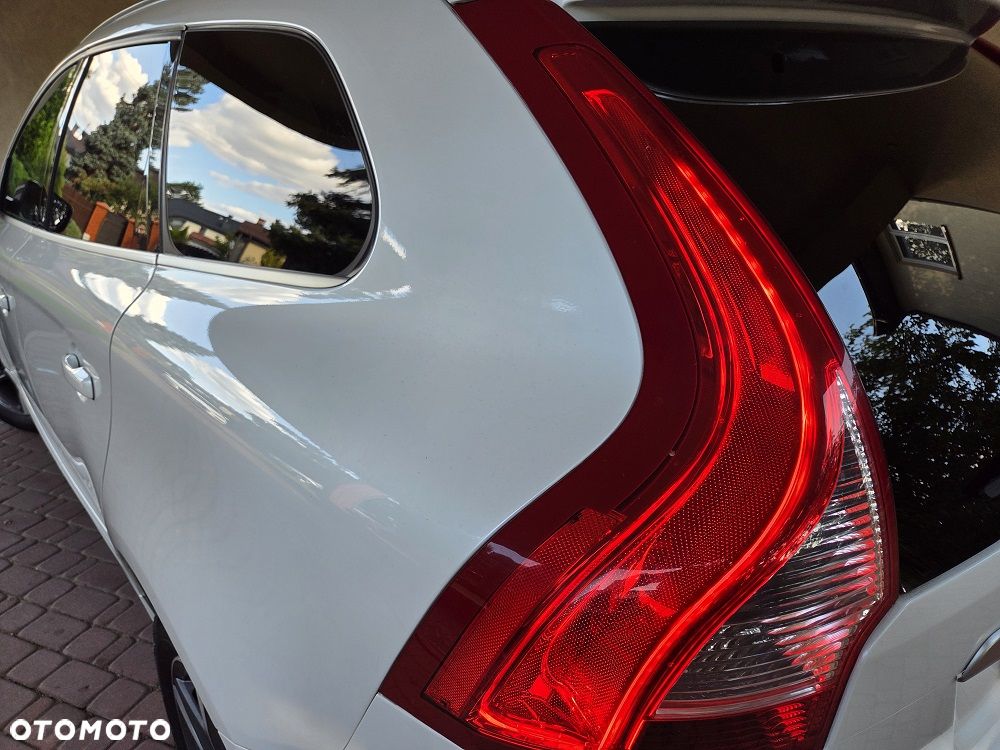Volvo XC 60 D4 Geartronic RDesign - 11