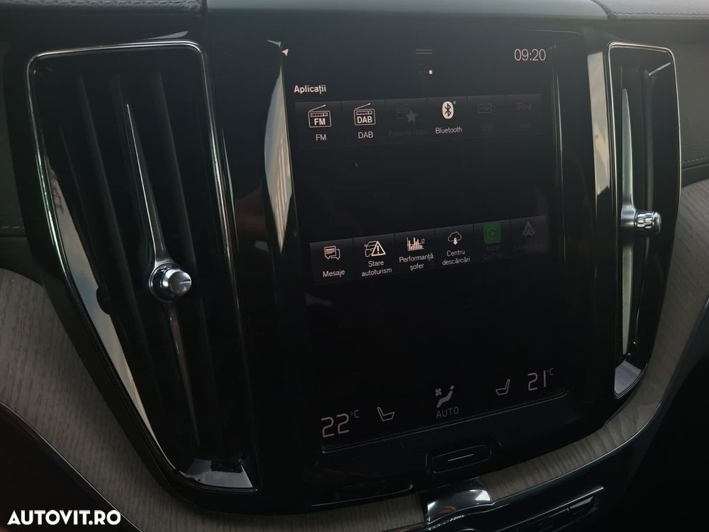 VOLVO XC60 2021 — imagine 19