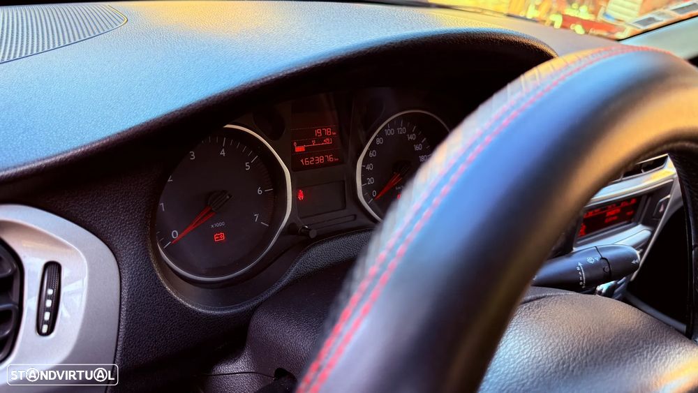 Citroën C-Elysée 1.6 HDi Exclusive - 17