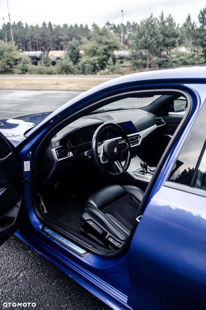 BMW Seria 3 318i M Sport - 5