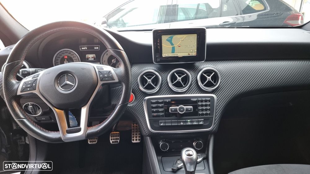 Mercedes-Benz A 180 d AMG Line - 23