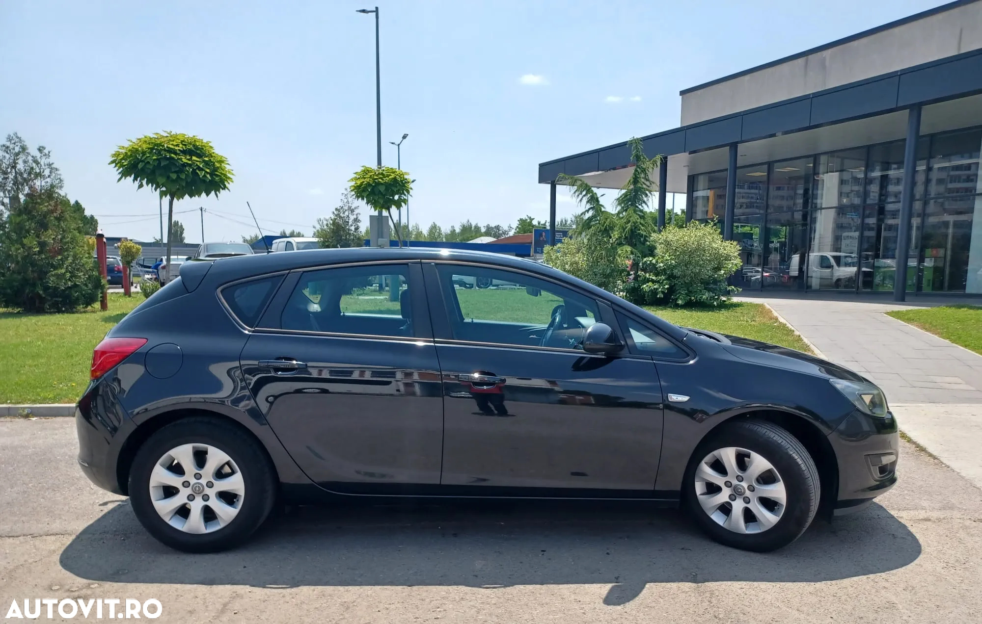 Opel Astra 1.6 D (CDTI DPF ecoFLEX) Start/Stop Excellence - 11