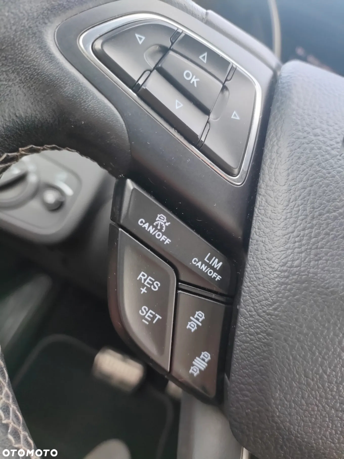 Ford Kuga 2.0 TDCi AWD ST-Line - 11