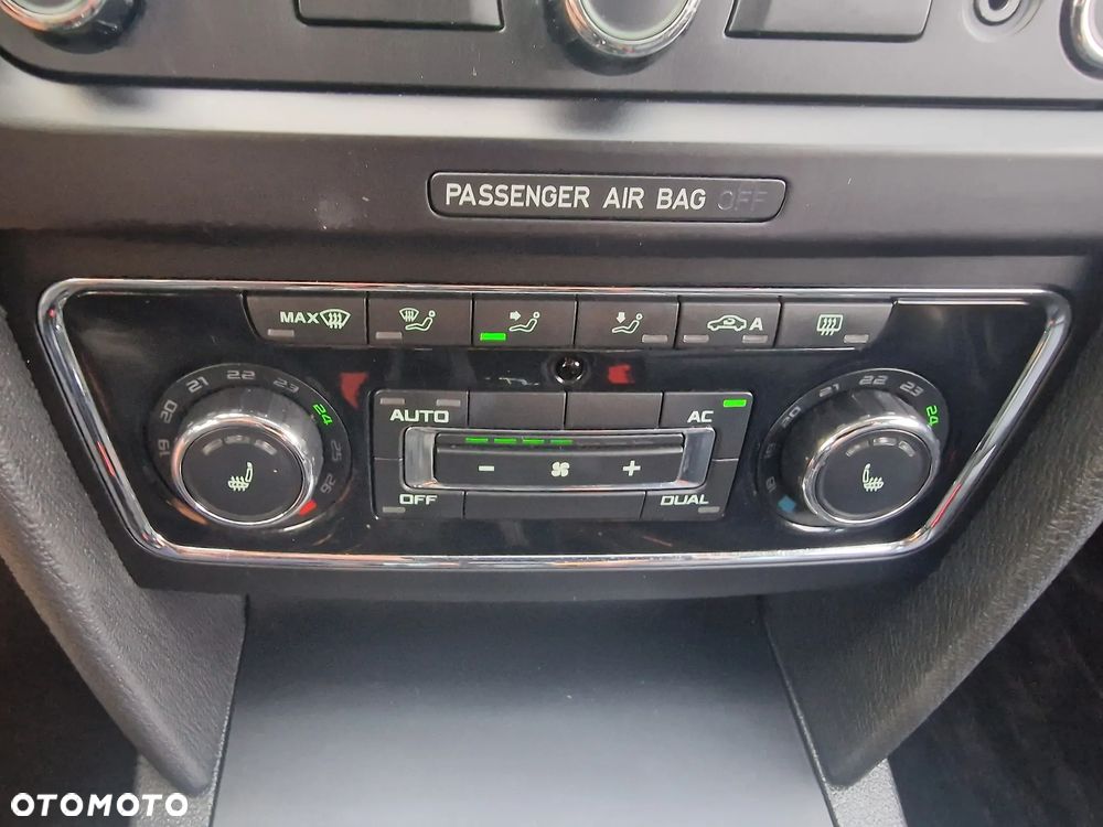 Skoda Superb 2.0 TDI Elegance - 22