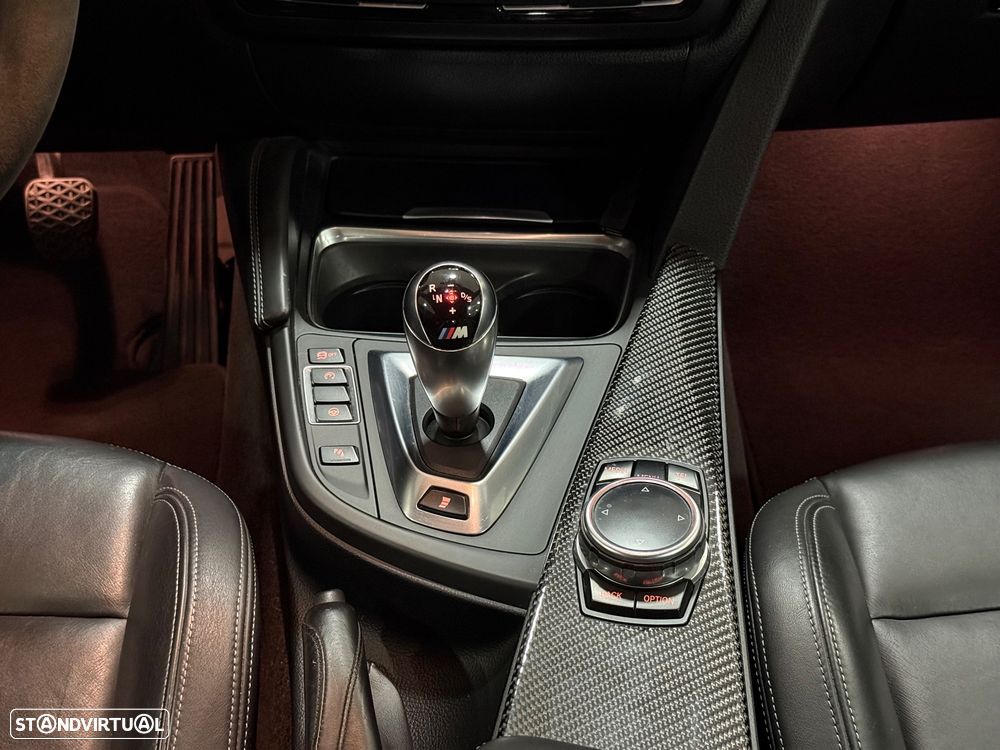 BMW M4 Coupe DKG - 17