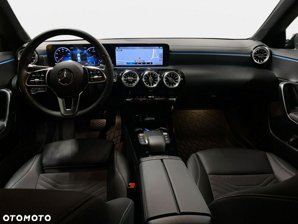 Mercedes-Benz CLA - 15