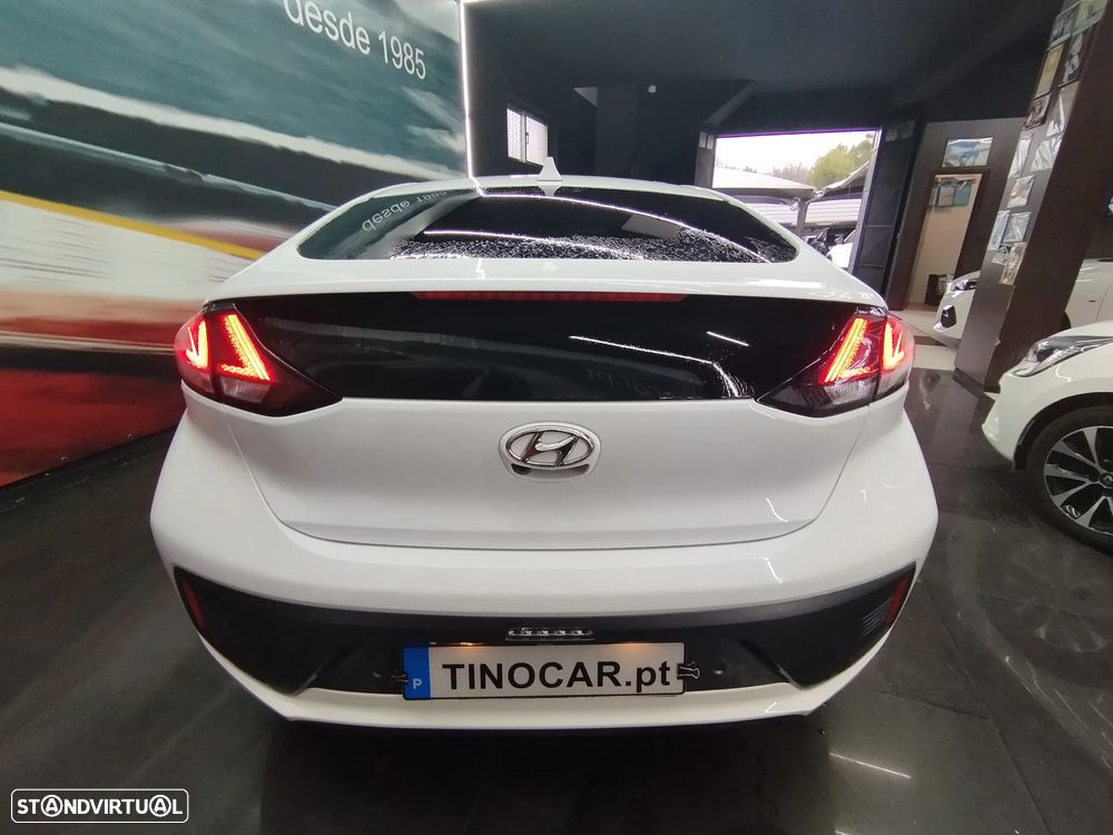 Hyundai Ioniq 1.6 GDI PHEV Tech - 6