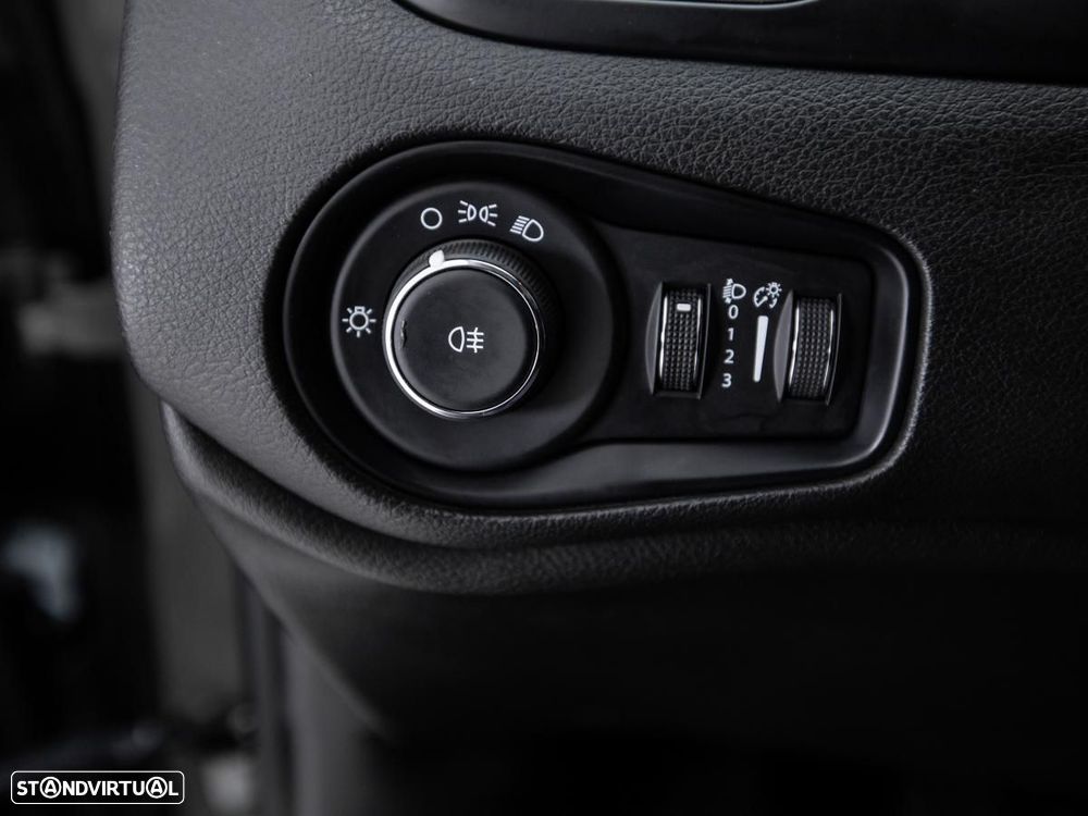 Jeep Renegade 1.6 MJD Longitude - 16