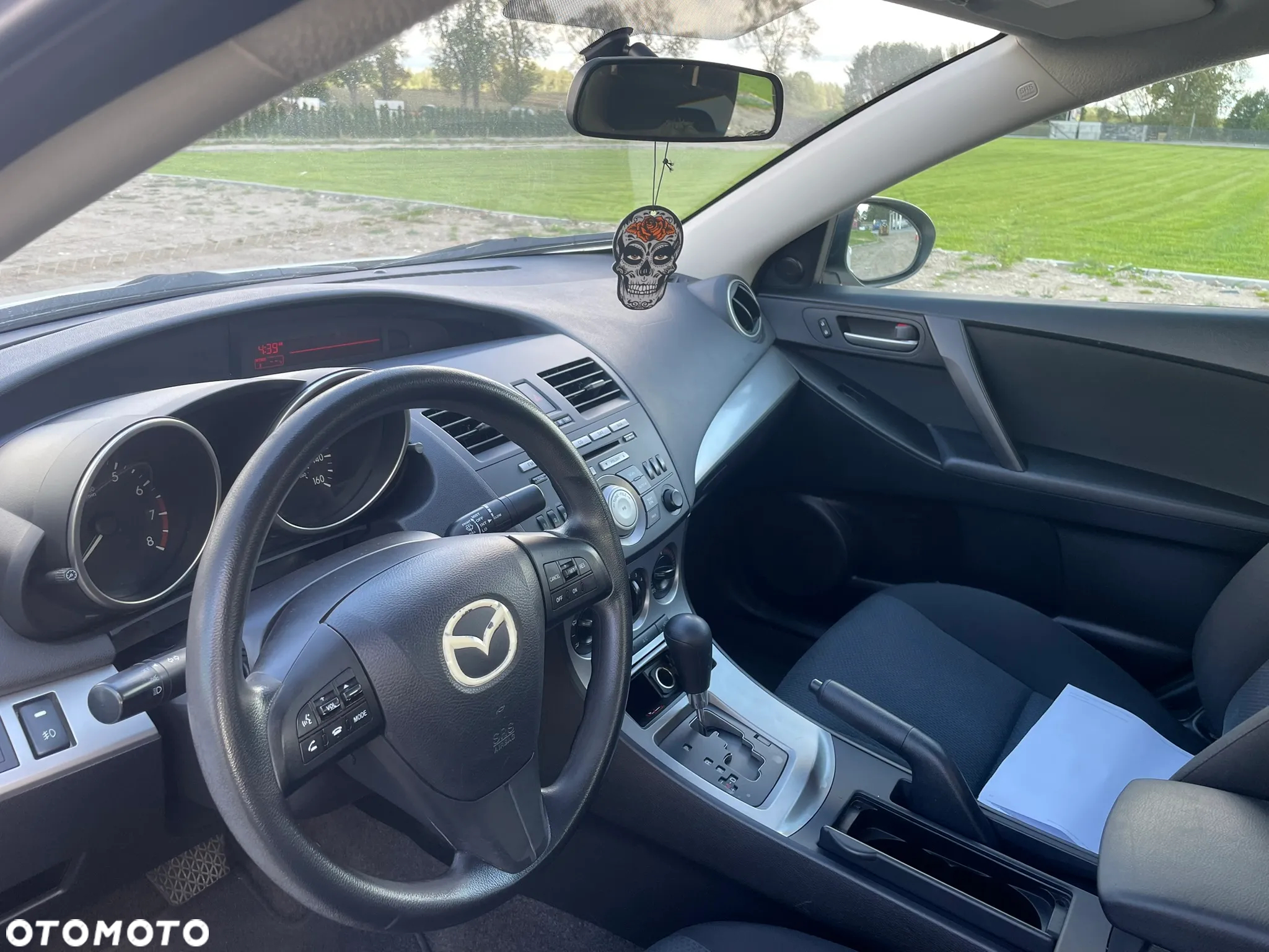 Mazda 3 - 5