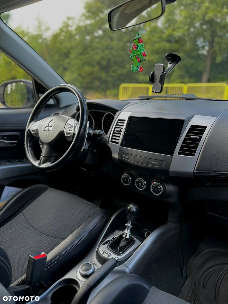 Mitsubishi Outlander 2.2 DI-D 4WD TC-SST Instyle - 7
