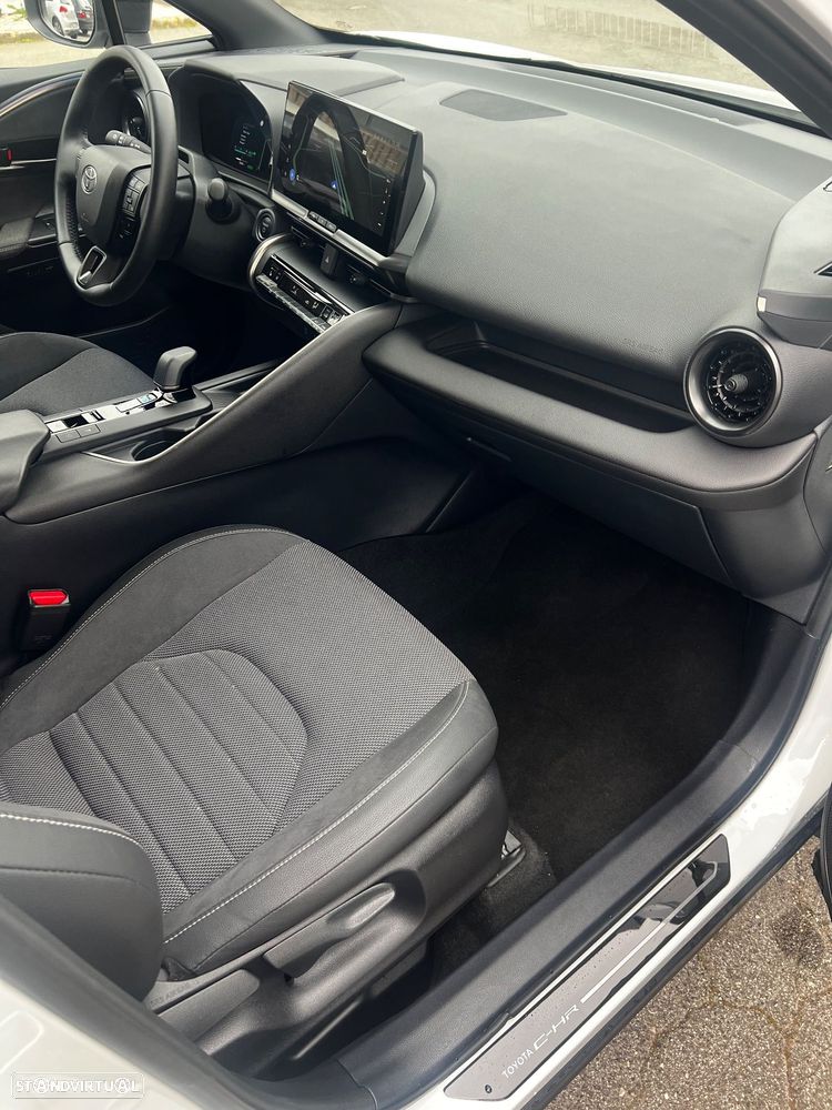 Toyota C-HR 1.8 Hybrid Lounge - 9