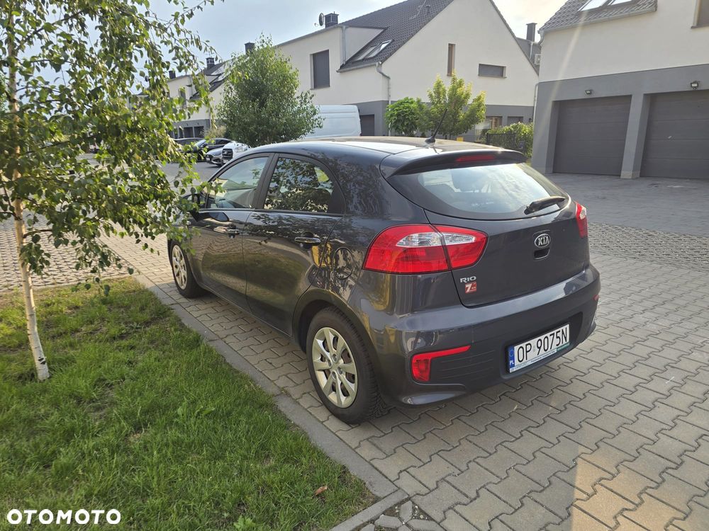 Kia Rio 1.2 M - 7