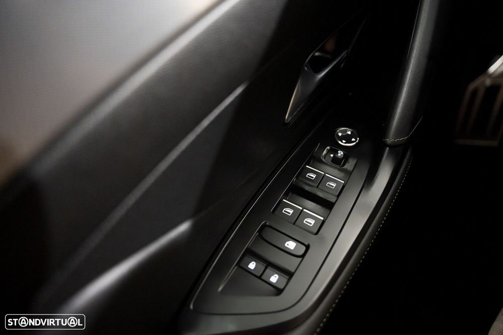 Peugeot 408 1.2 PureTech GT EAT8 - 13