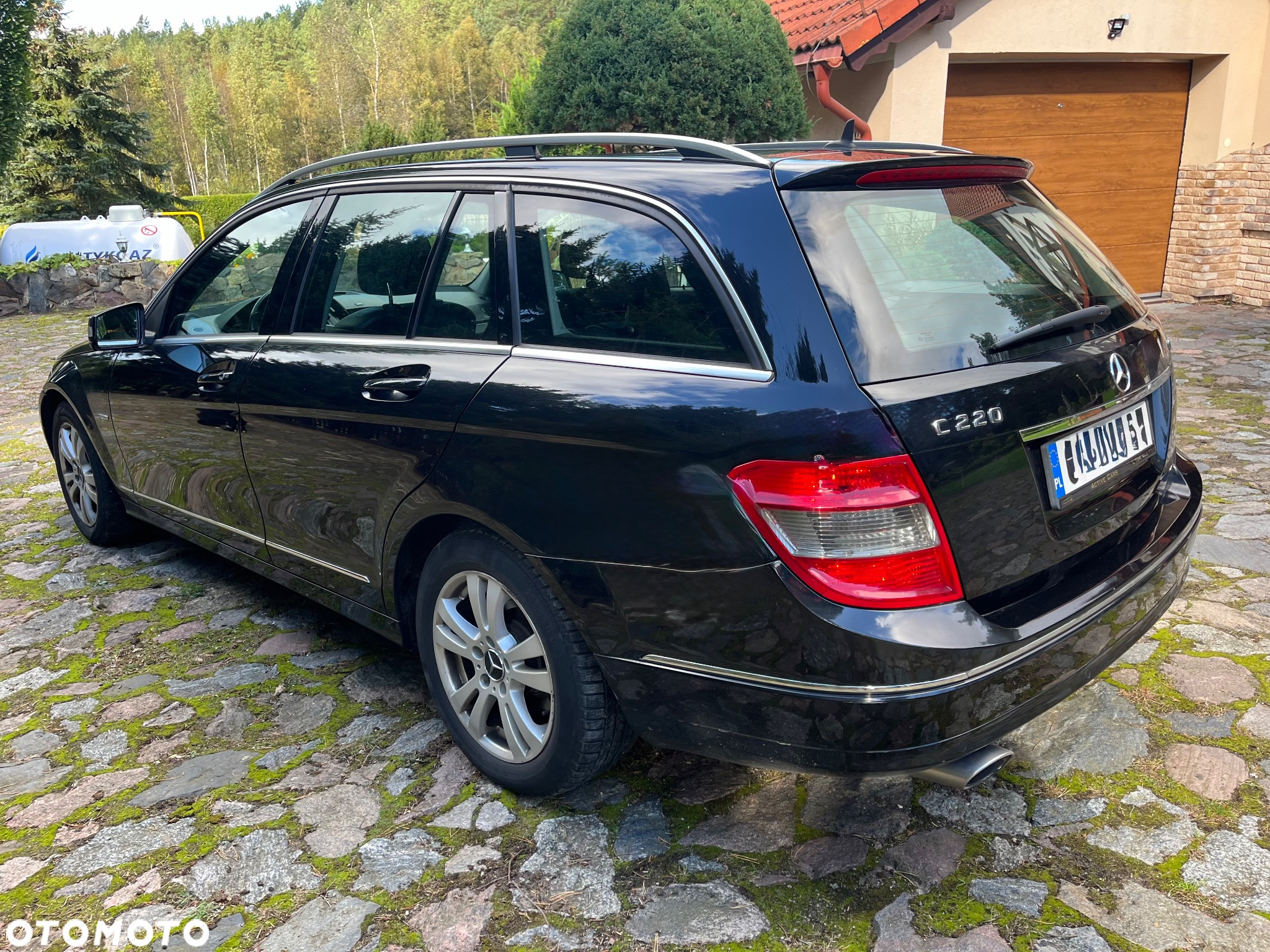 Mercedes-Benz Klasa C 220 T CDI DPF Automatik BlueEFFICIENCY Avantgarde - 9