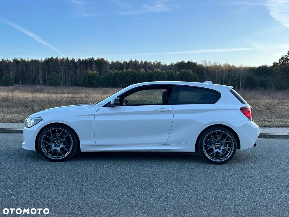 BMW 1M - 8