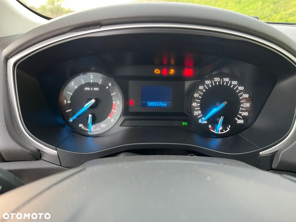 Ford Mondeo - 17