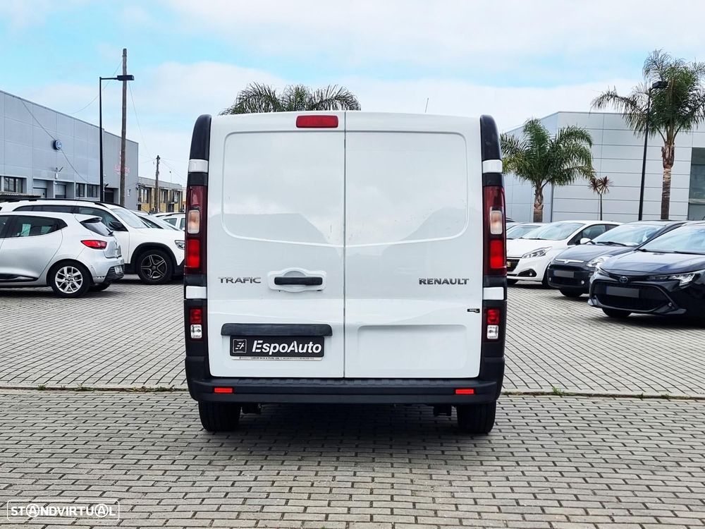 Renault Trafic 2.0 dCi L1H1 - IVA Dedutível - 6