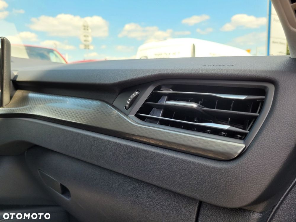 Ford Kuga - 24