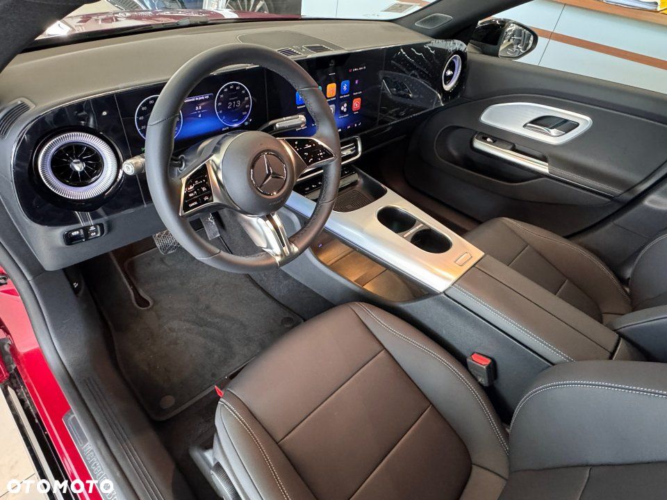 Mercedes-Benz CLA - 4