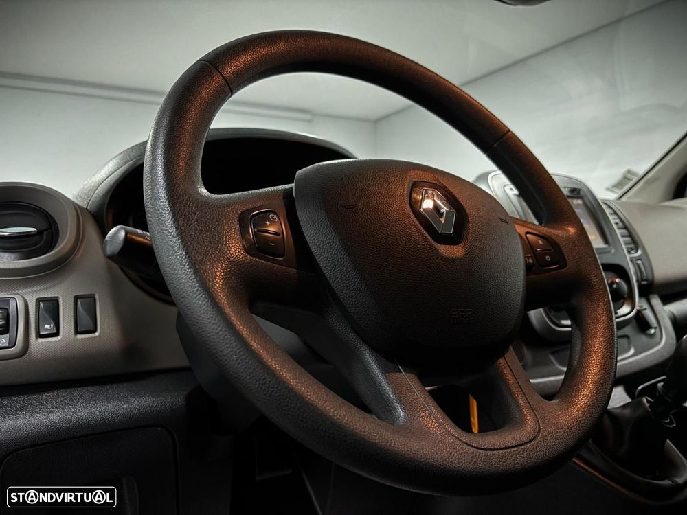 Renault Trafic 1.6 dCi L2H1 1.2T SS - 13