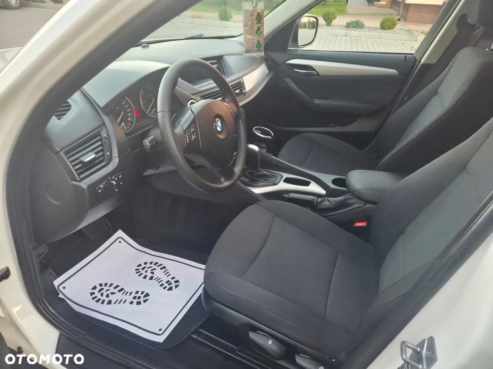 BMW X1 sDrive18d - 13