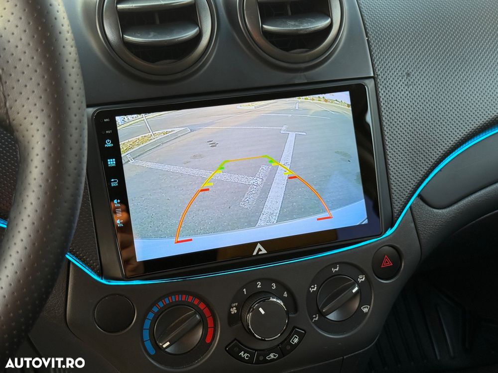 Chevrolet Aveo 1.4i Premium - 6