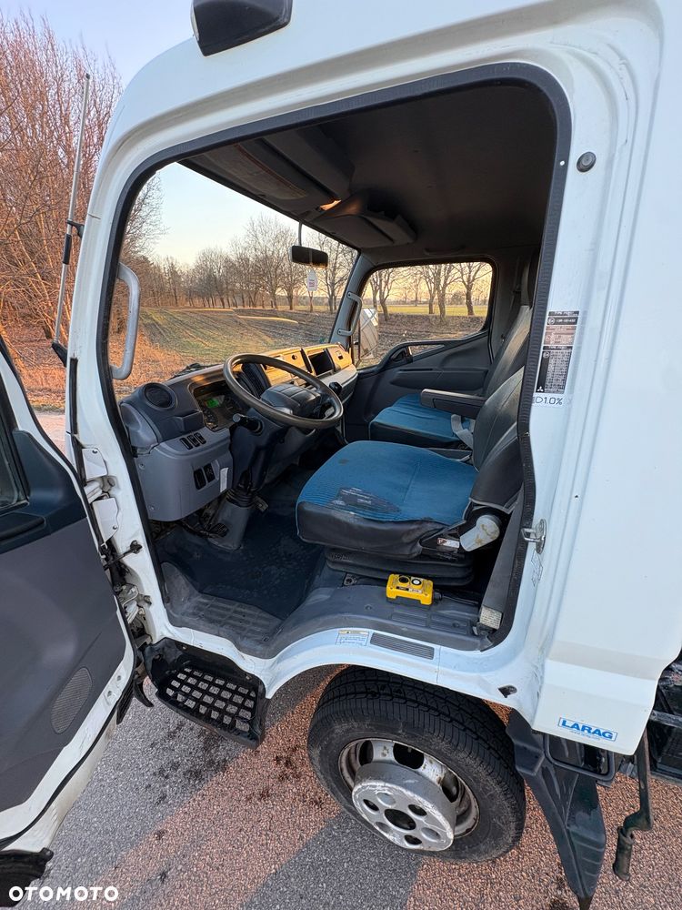Mitsubishi Fuso Canter - 14