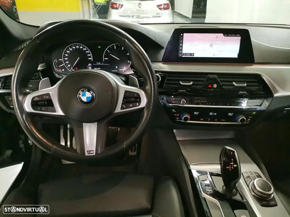 BMW 520 d Pack M Auto - 8