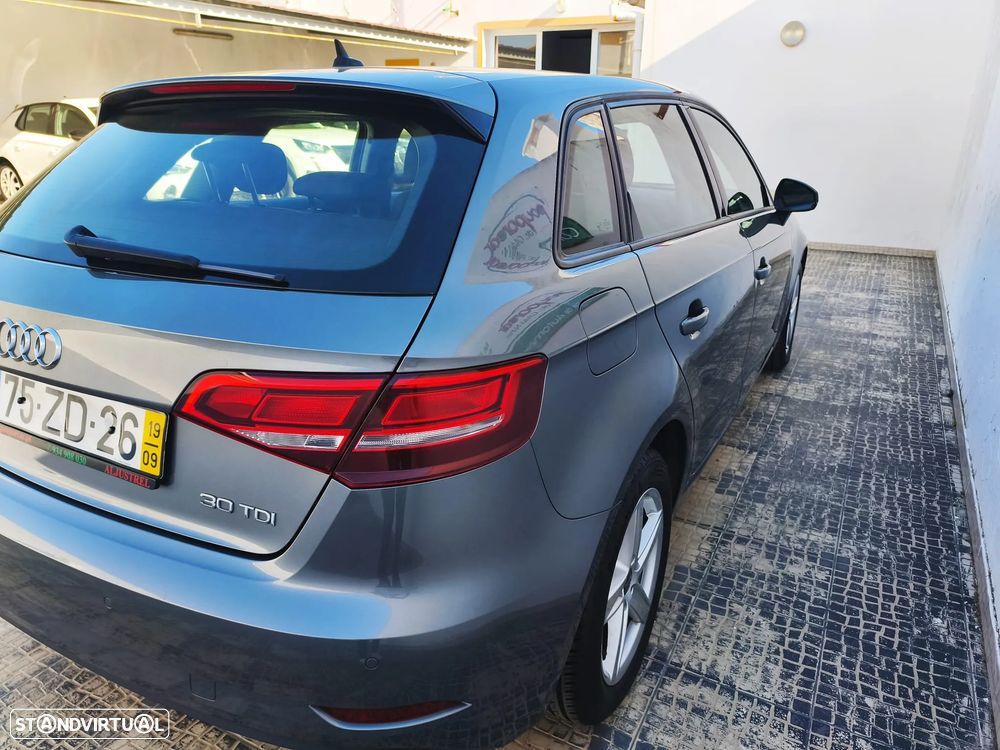 Audi A3 Sportback 1.6 TDI S-line - 18