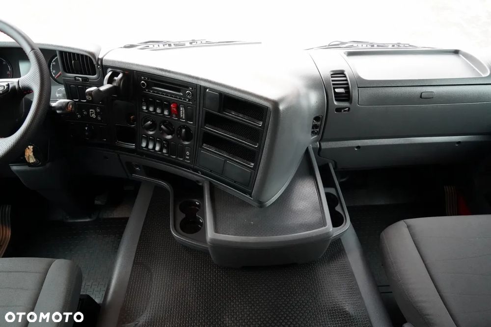 Scania G 410 / RETARDER / KOMPRESOR DO WYDMUCHYU MOUVEX / HYDRAULIKA / RETARDER / PEŁNY ADR / KLIMA POSTOJOWA - 31