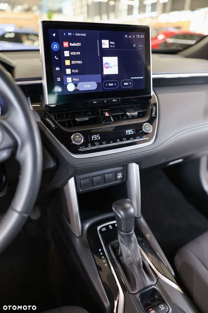 Toyota Corolla Cross - 20