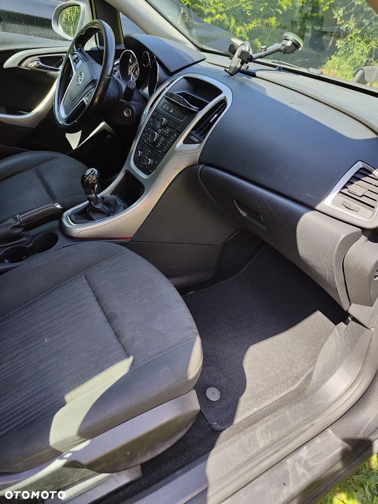 Opel Astra - 8