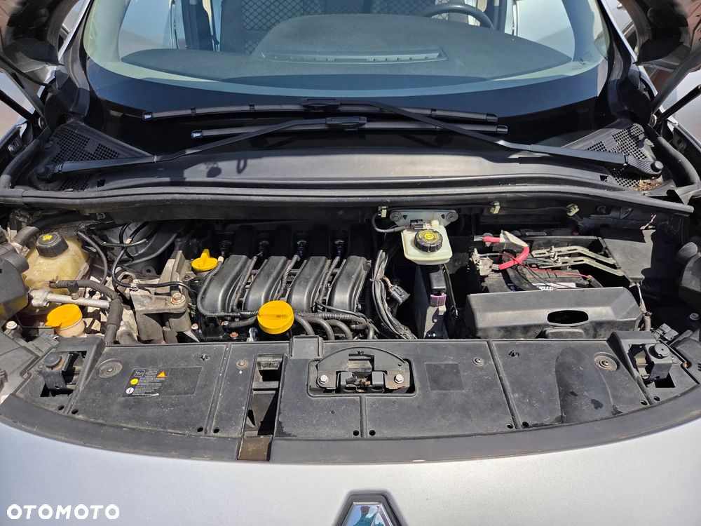 Renault Scenic 1.6 16V 110 LIMITED - 35