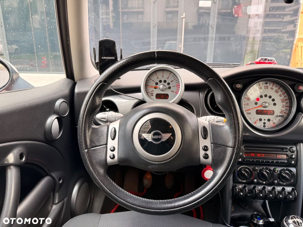 MINI Cooper Standard - 8