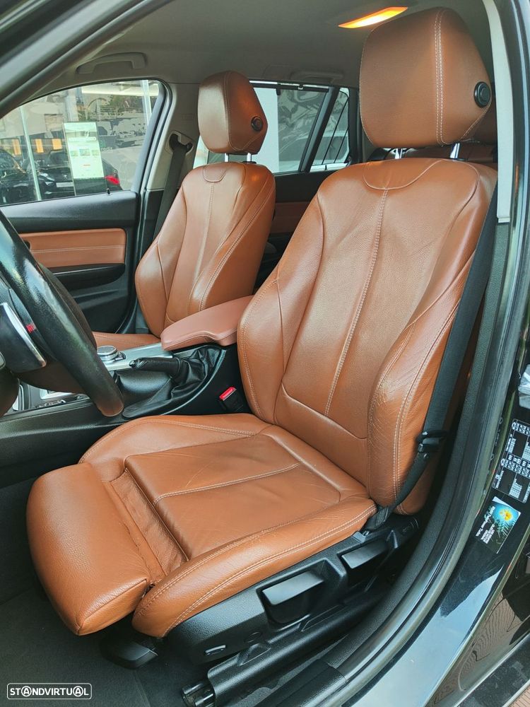 BMW 320 d Auto Line Sport - 25