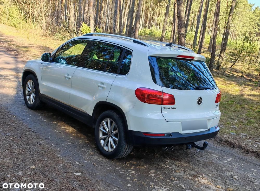 Volkswagen Tiguan 2.0 TDI DPF BlueMotion Technology Lounge Sport & Style - 5