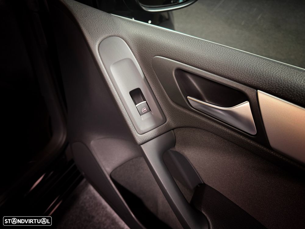 VW Golf Cabriolet 1.2 TSI BlueMotion Life - 25