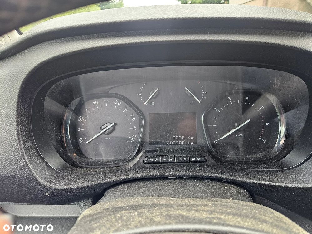 Citroën Jumpy Standard EAT8 - 15
