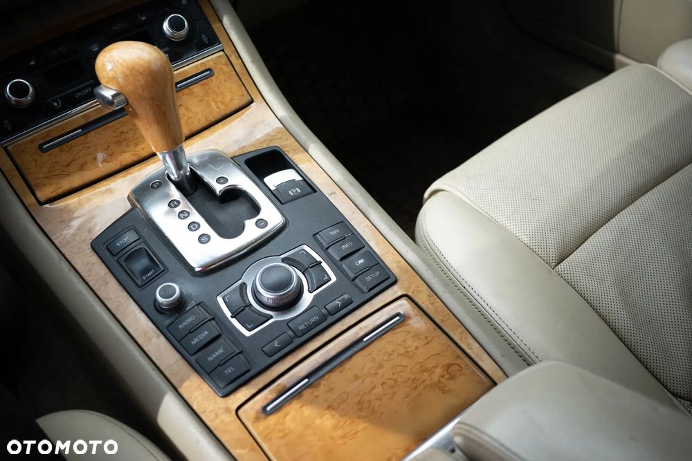 Audi A8 3.0 TDI Quattro - 6